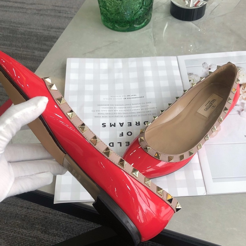 華倫天奴Valentino 鉚釘平底鞋，經典款，36碼 已貼底-3