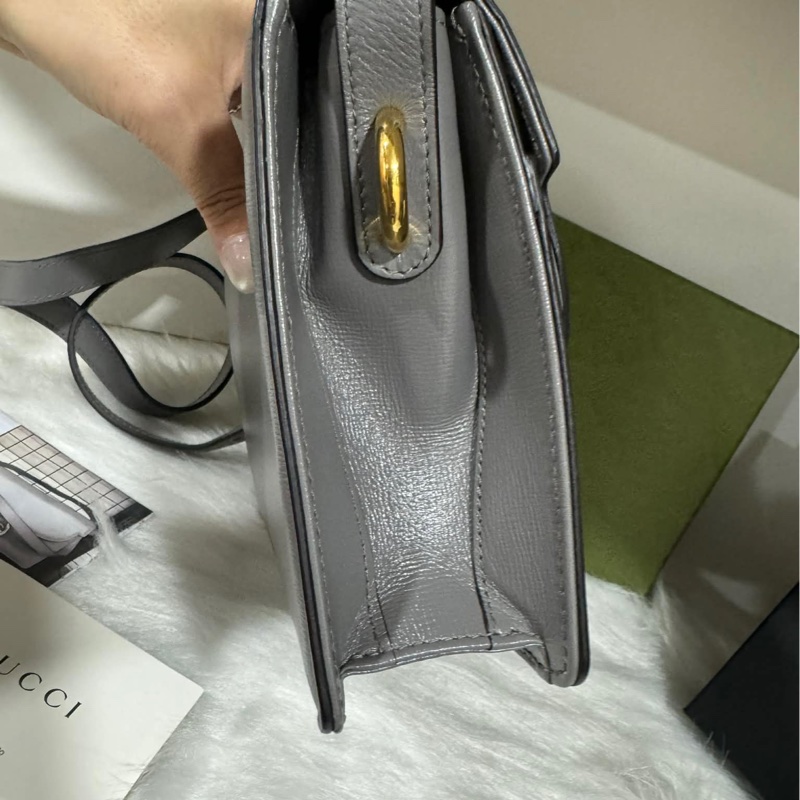 Gucci 斜背包-16