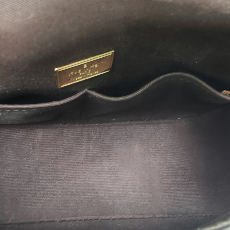 LOUIS VUITTON 車厘子紅漆皮金扣2016斜挎包馬鞍包-5