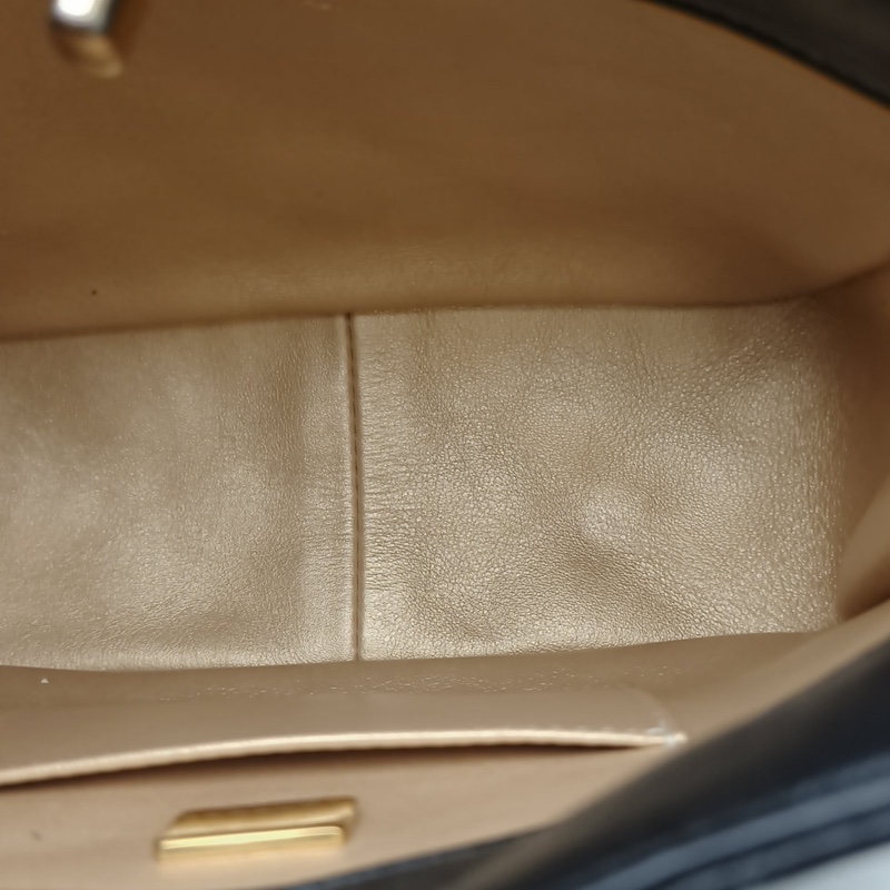 CHANEL 皮穿鏈粗金屬鏈單肩斜挎嬉皮包牛皮晶片開金扣-5