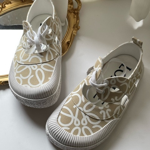 ▪️富貴選物FUGUEI▪️LOEWE 經典老花 平底鞋 38號