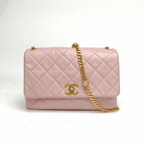 CHANEL 粉色羊皮晶片開金扣22B口蓋包寶石珍珠鏈條肩帶