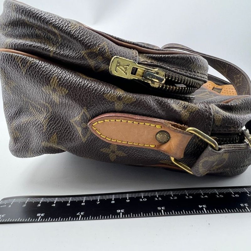 Louis Vuitton 老花橫版雙層相機包-1