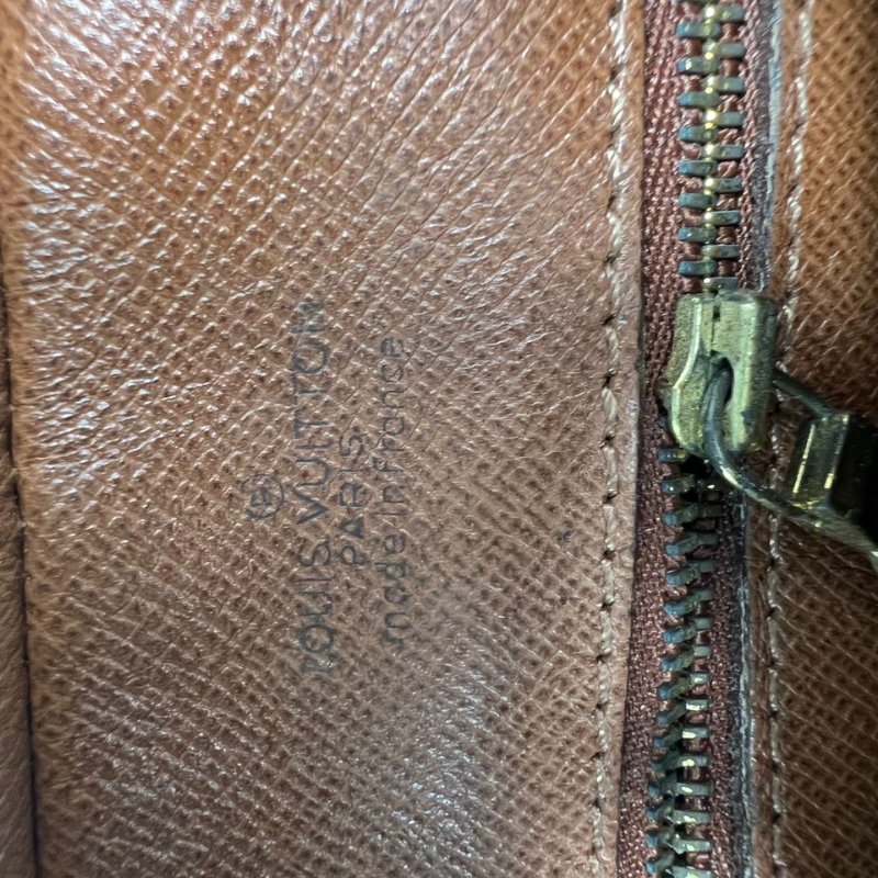 Louis Vuitton 老花橫版雙層相機包-18