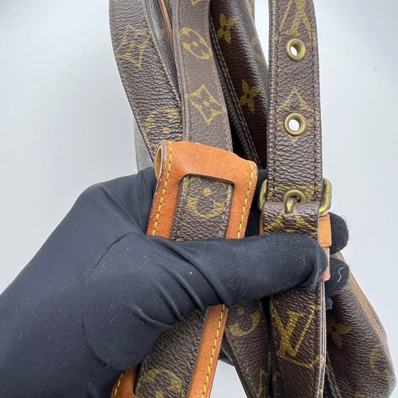 Louis Vuitton 老花橫版雙層相機包-21