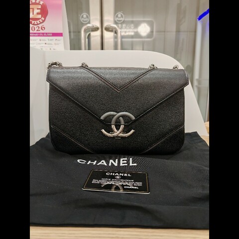 Chanel extra classic flap
荔枝皮 古巴系列 黄金中號