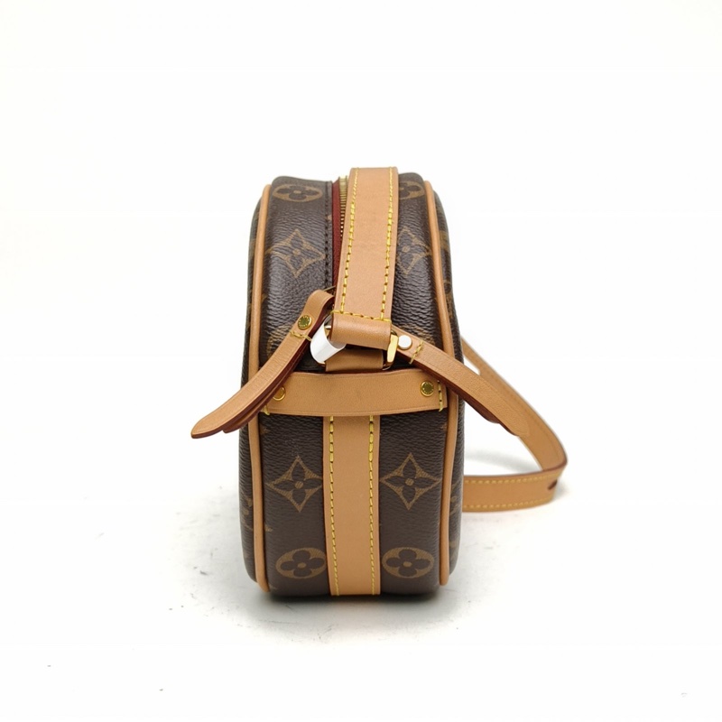 LOUIS VUITTON BOITECH軟圓餅小號17老花PVC晶片-1