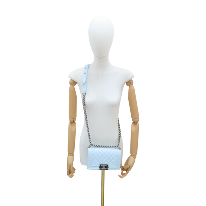 水藍色 羊皮 BOY20 鍊帶肩背包 銀釦【CHANEL 香奈兒】 A67085-8