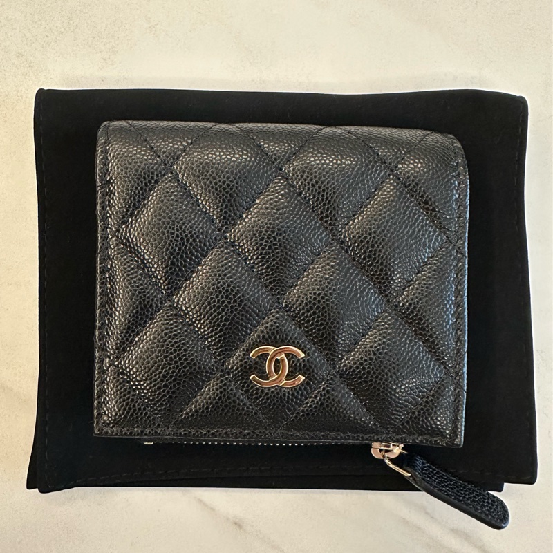 Chanel 荔枝皮對開短夾-0