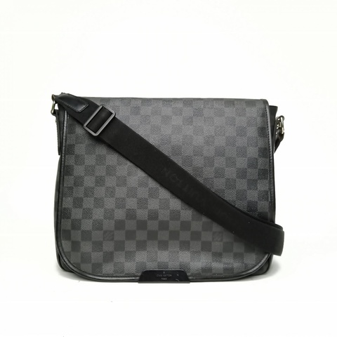 LOUIS VUITTON 黑棋格PVC2010郵差包斜挎包黑色棋盤格