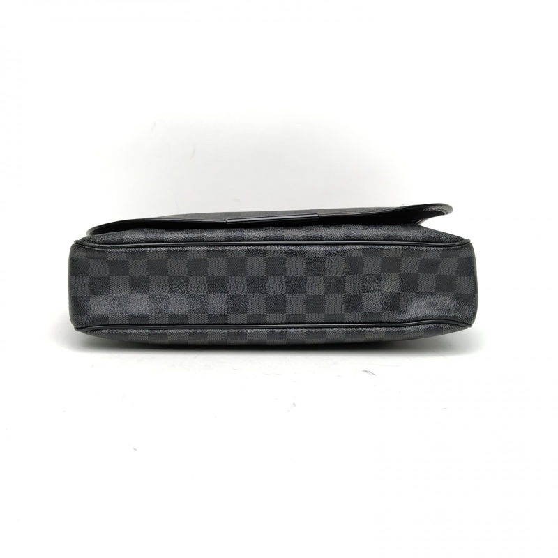 LOUIS VUITTON 黑棋格PVC2010郵差包斜挎包黑色棋盤格-3