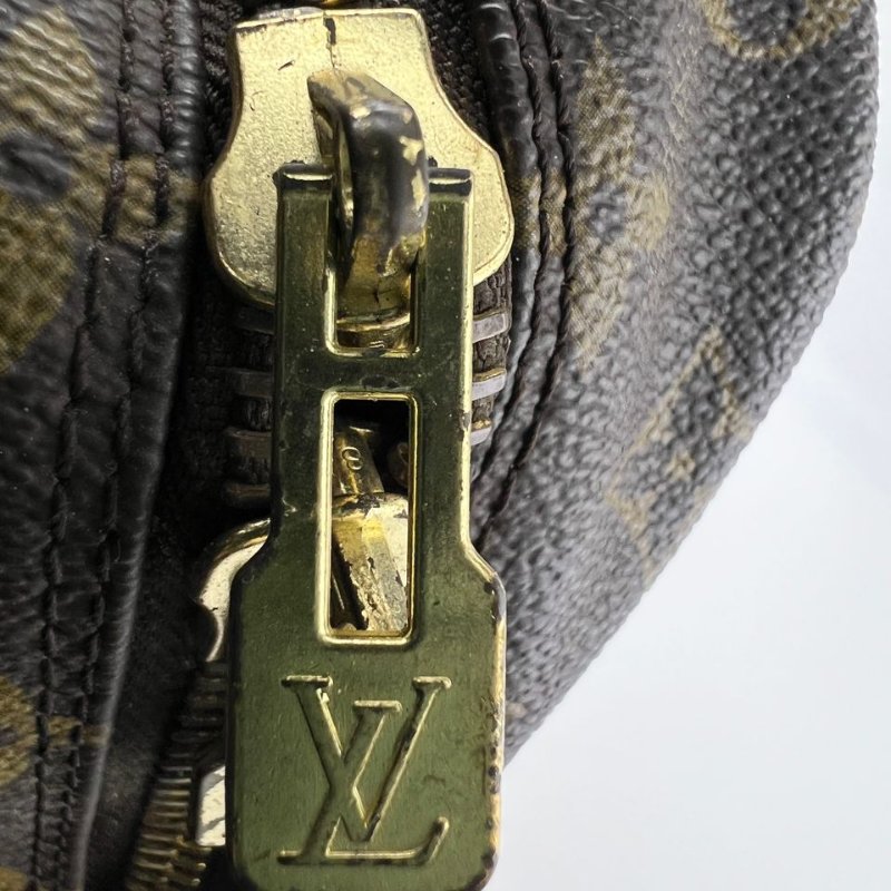 Louis Vuitton 老花直式相機包-17