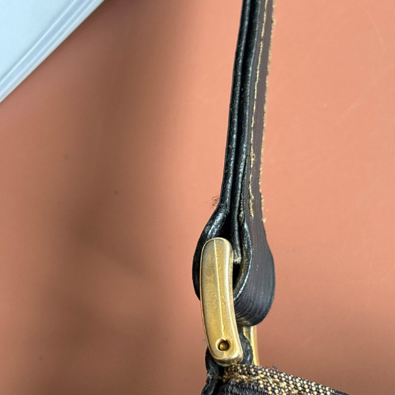 ::FENDI:: 經典緹花拼接皮革抽繩水桶包 斜背包 肩背包-41