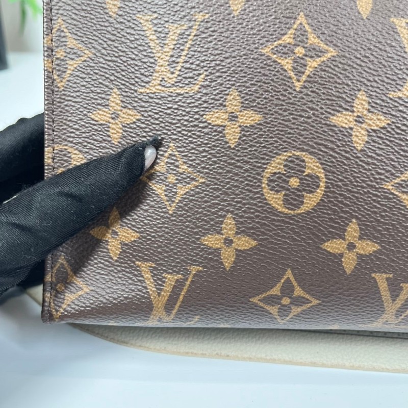 LV路易威登  Poche Toilette 經典老花 塗層帆布洗漱包 男女同款 休閒百搭-15