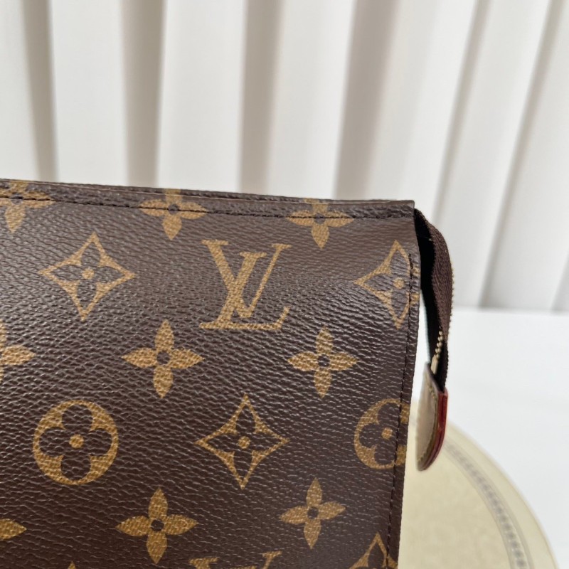 LV路易威登  Poche Toilette 經典老花 塗層帆布洗漱包 男女同款 休閒百搭-17