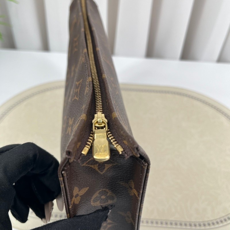 LV路易威登  Poche Toilette 經典老花 塗層帆布洗漱包 男女同款 休閒百搭-20