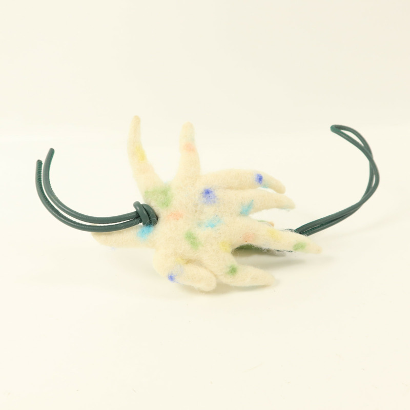 LOEWE 羊毛/牛皮皮革Octopus With Kid Charm銀扣掛飾-5