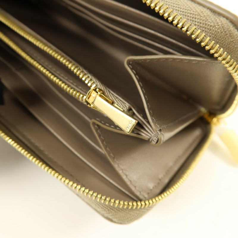 CELINE 牛皮皮革Long Round Wallet金扣長錢包-8