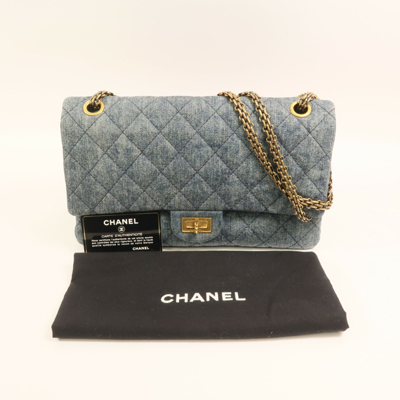 CHANEL 牛仔布2.55 Large金扣鏈帶肩背袋-11