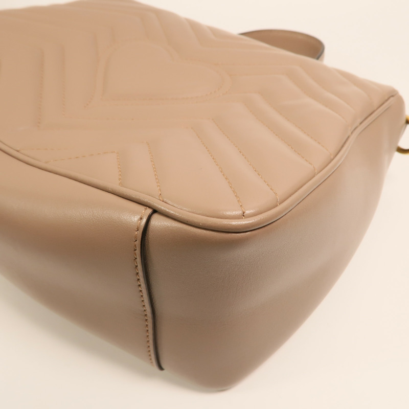 GUCCI 牛皮皮革GG Marmont Matelasse Small Top Handle金扣手挽肩背兩用袋-12