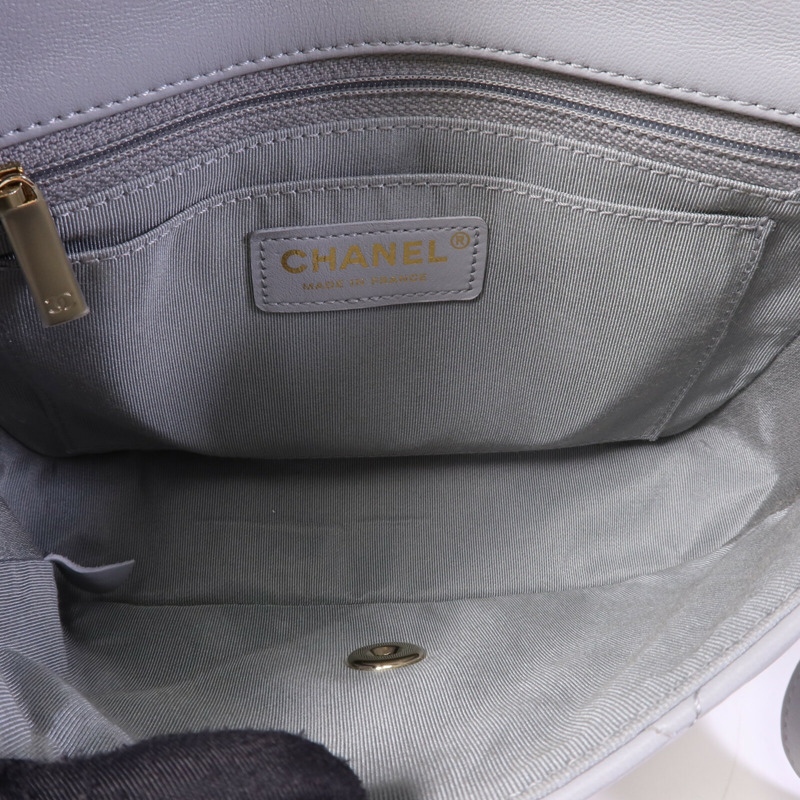 CHANEL 牛皮皮革Bolero De Chanel金扣肩背袋-4