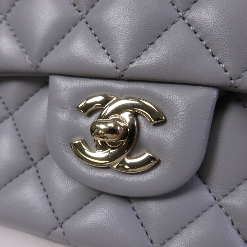 CHANEL 牛皮皮革Bolero De Chanel金扣肩背袋-6