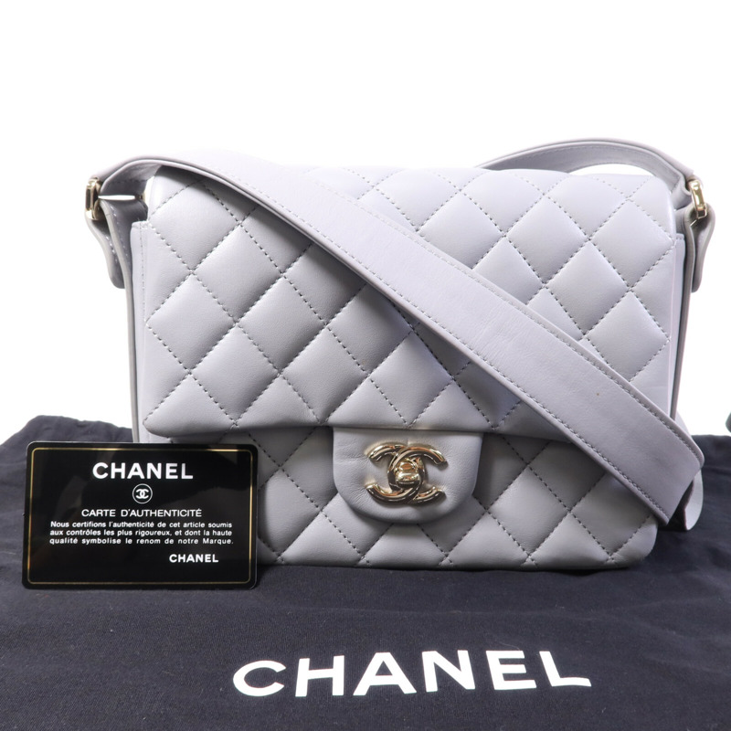 CHANEL 牛皮皮革Bolero De Chanel金扣肩背袋-9