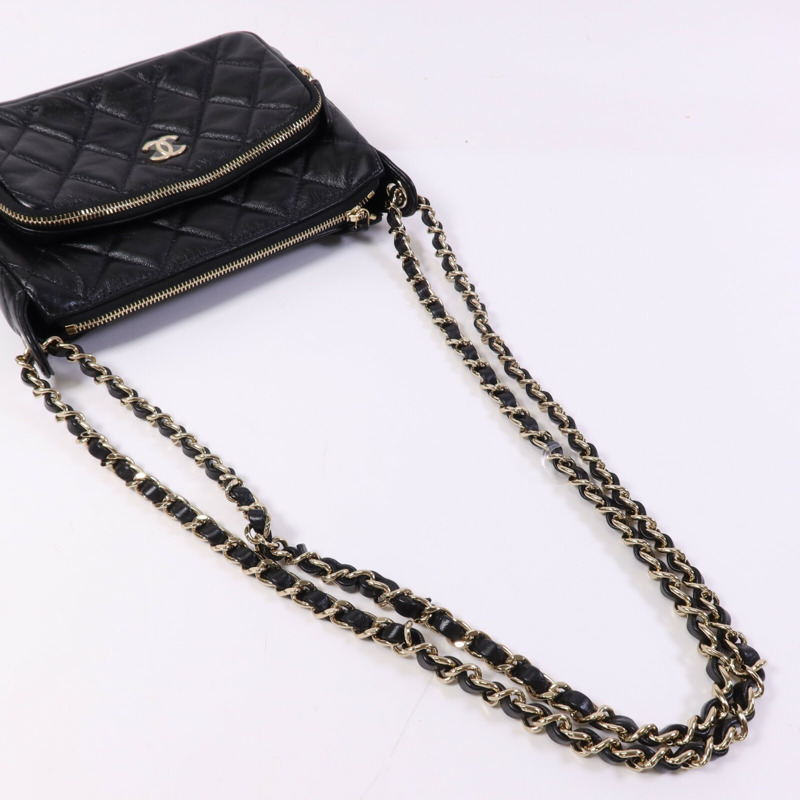 CHANEL 牛皮皮革Clutch With Chain金扣鏈帶肩背袋-8