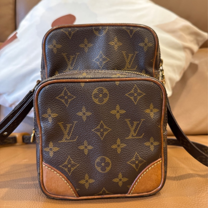 LV 雙層相機包 老花-6