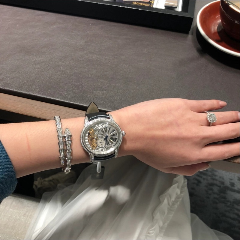 Bvlgari宝格丽满钻蛇镯-5