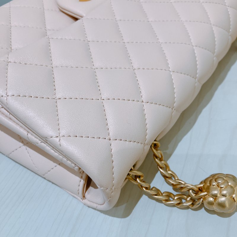 TK1999	香奈兒 經典 Chanel 23cm Small Flap Bag With Camellia Chain Lambskin Beige x GHW-8