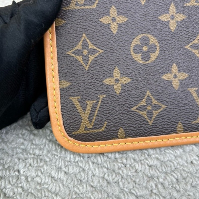 LV路易威登Neverfull子袋 經典老花 拉鍊順滑 容量合適 日常裝手機錢包很實用-10