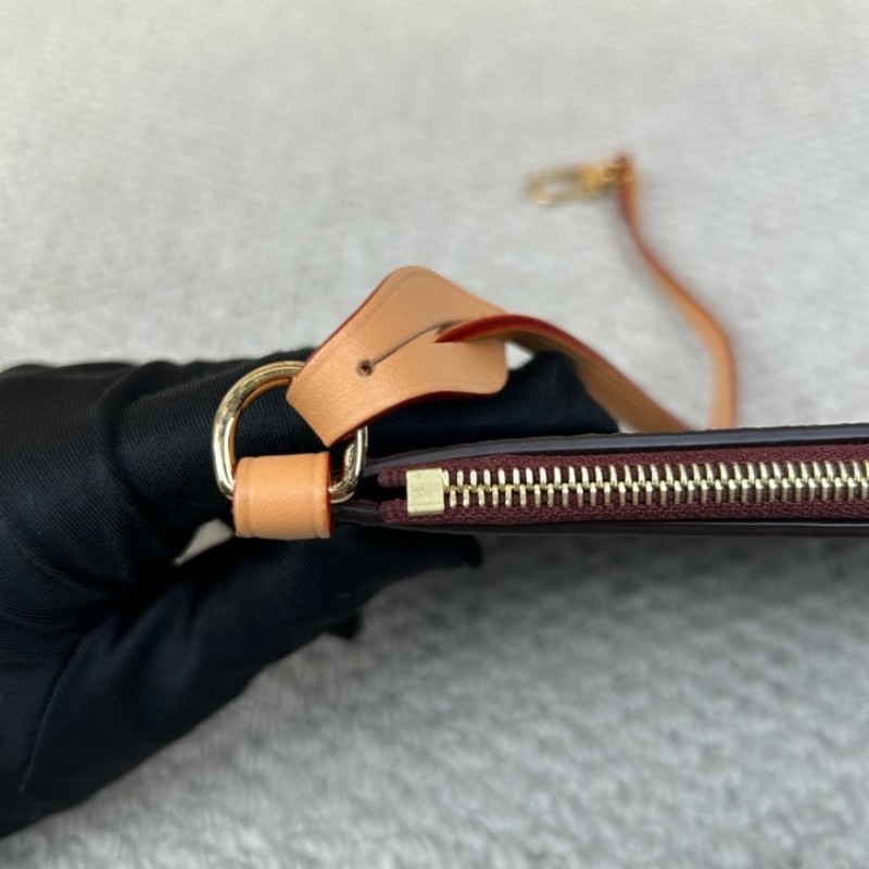 LV路易威登Neverfull子袋 經典老花 拉鍊順滑 容量合適 日常裝手機錢包很實用-14