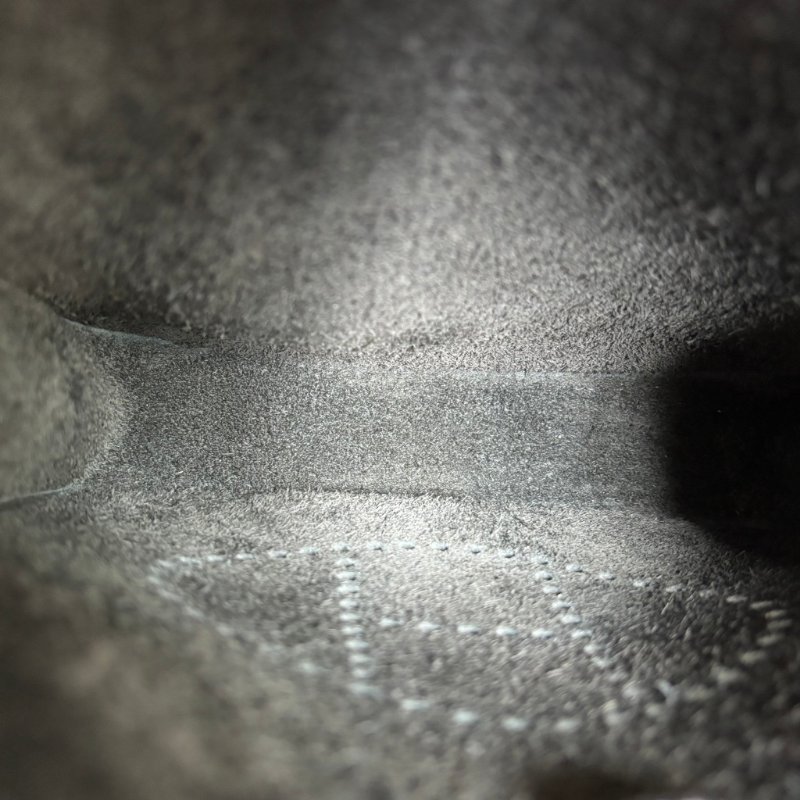 ::HERMES:: W刻 Mini Evelyne 16 黑色小牛皮金釦鏤空洞H LOGO 肩背斜背包-13