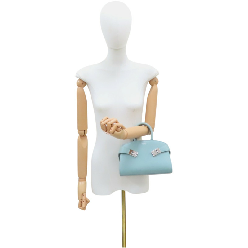 綠色  牛皮 HUG Mini 肩背包【Salvatore Ferragamo 費拉格慕】 215975-8