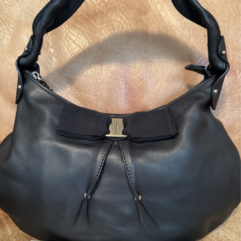 未使用 經典Salvatore Ferragamo肩背包-10