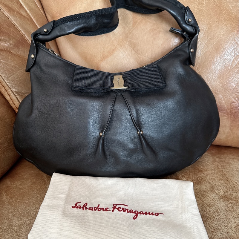 未使用 經典Salvatore Ferragamo肩背包-15