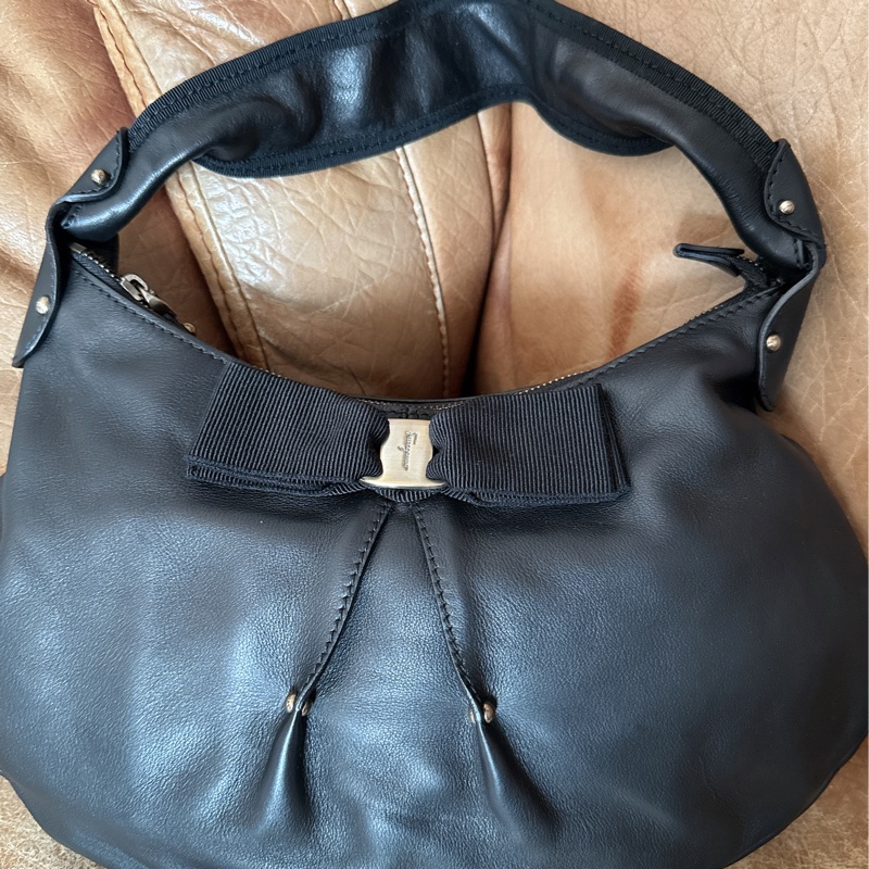 未使用 經典Salvatore Ferragamo肩背包-16