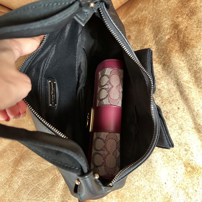 未使用 經典Salvatore Ferragamo肩背包-31