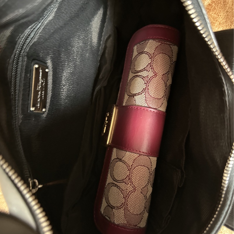 未使用 經典Salvatore Ferragamo肩背包-32