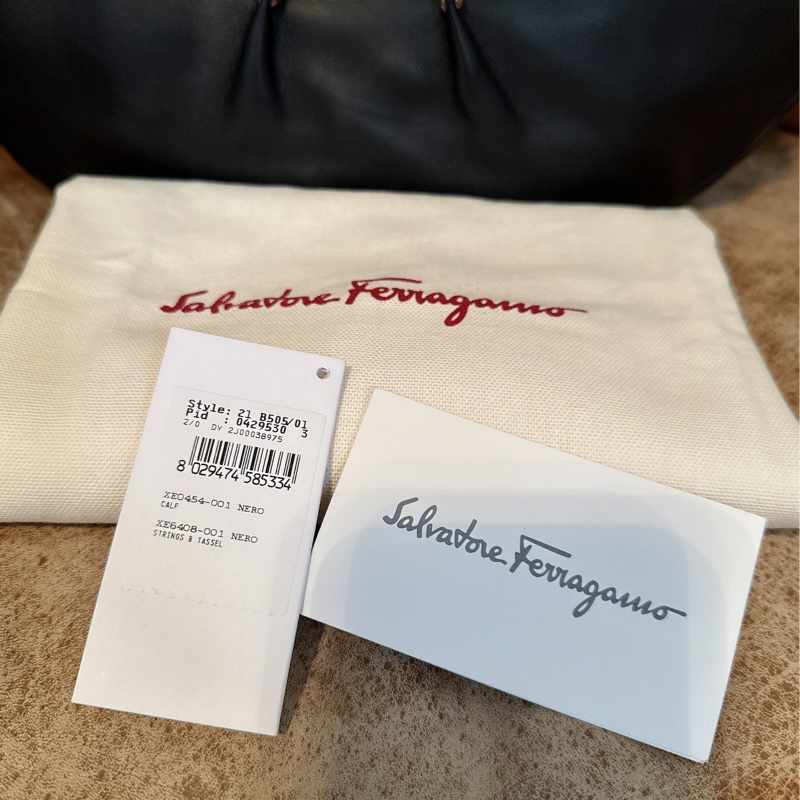 未使用 經典Salvatore Ferragamo肩背包-49