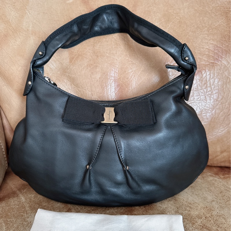 未使用 經典Salvatore Ferragamo肩背包-62