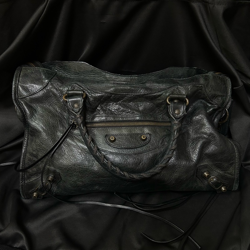 BALENCIAGA MEDIUM LE CITY 黑色中號小釦City機車包-5