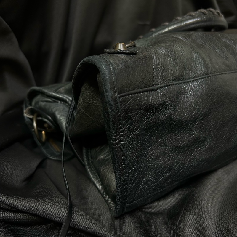 BALENCIAGA MEDIUM LE CITY 黑色中號小釦City機車包-8