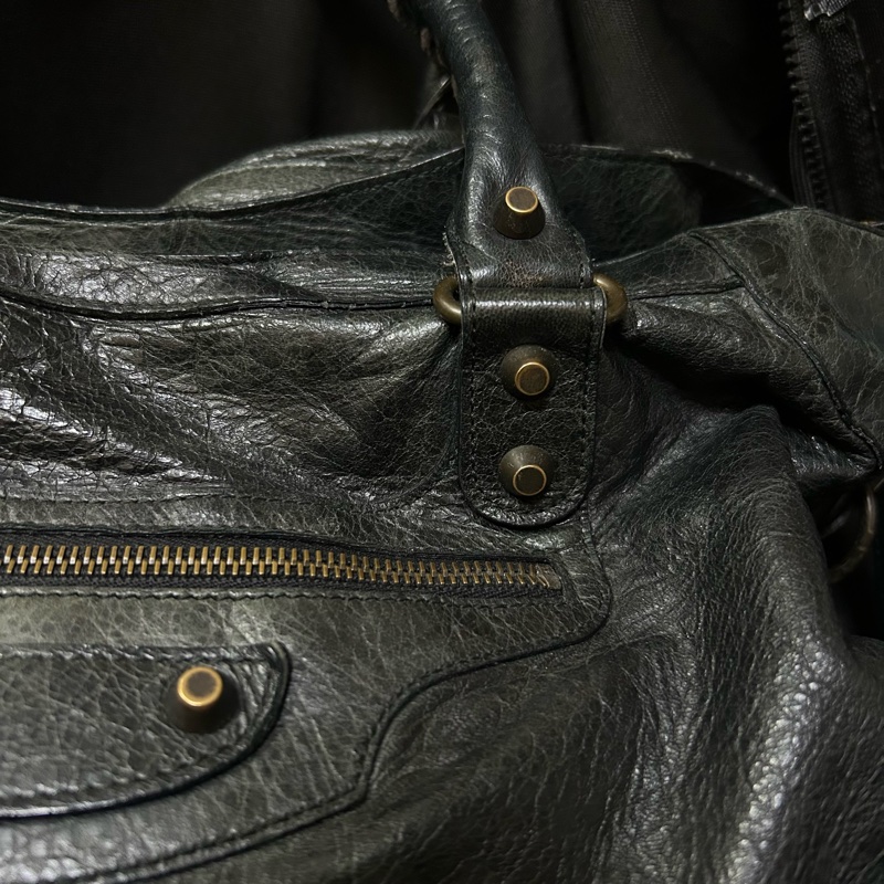 BALENCIAGA MEDIUM LE CITY 黑色中號小釦City機車包-10