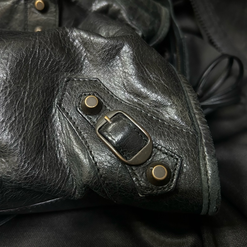 BALENCIAGA MEDIUM LE CITY 黑色中號小釦City機車包-12