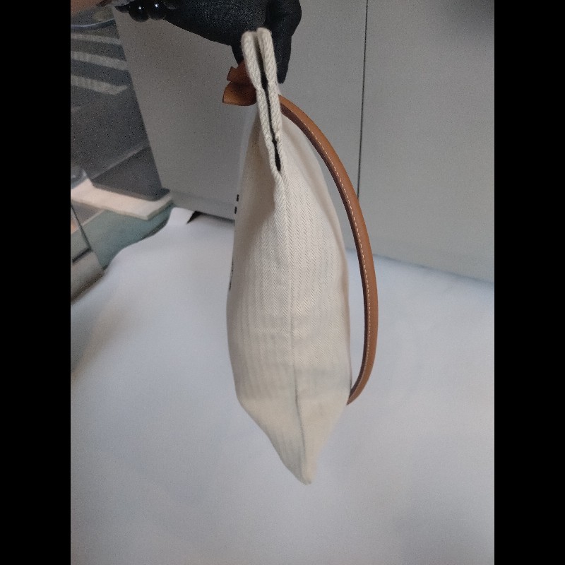 Hermes 金棕皮米白底黑字布斜背包 Aline Groom-9