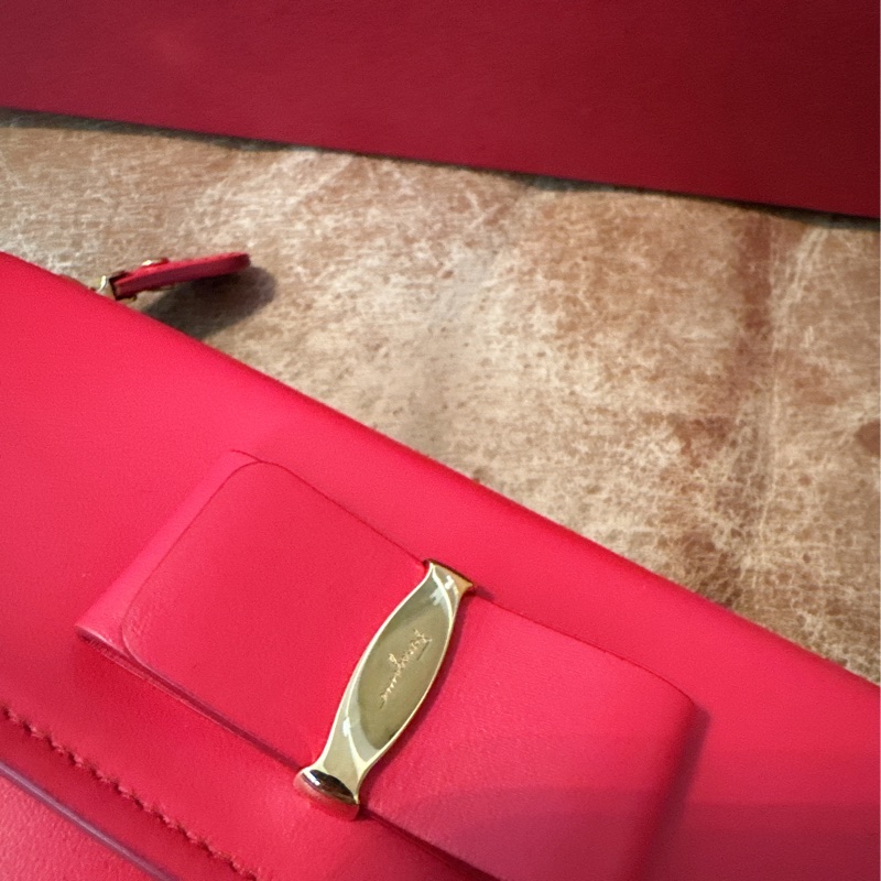 未使用 經典Salvatore Ferragamo（桃紅長夾）-12
