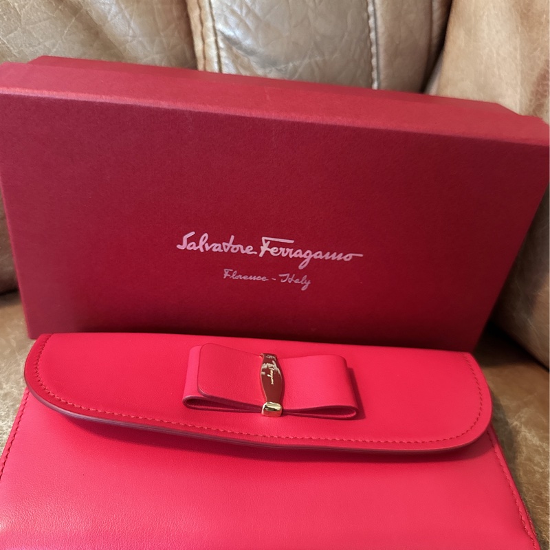 未使用 經典Salvatore Ferragamo（桃紅長夾）-13
