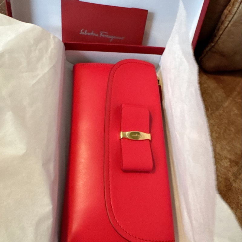 未使用 經典Salvatore Ferragamo（桃紅長夾）-19